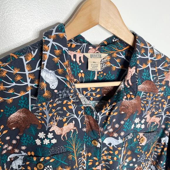 Duluth Trading Co Long Sleeve Button Up Shirt Womens XL Animal Floral Print - Picture 5 of 9